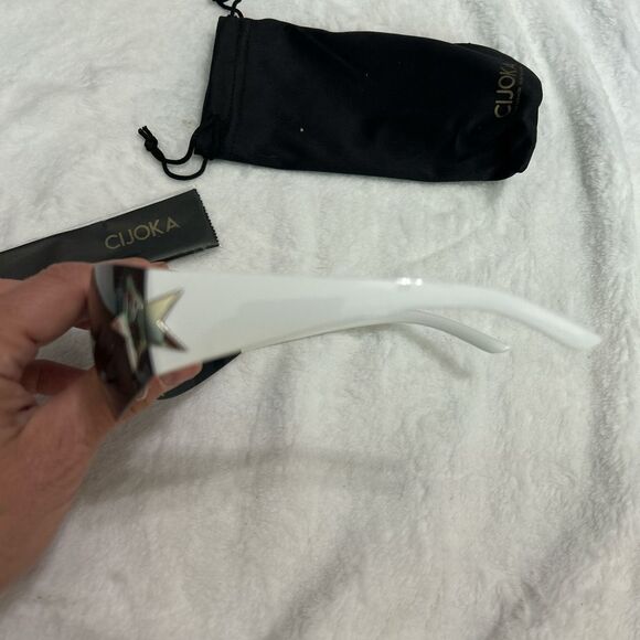 CIJOKA Rimless Shield Sunglasses – Black/White with Silver Star Edge Futuristic. - Picture 2 of 5